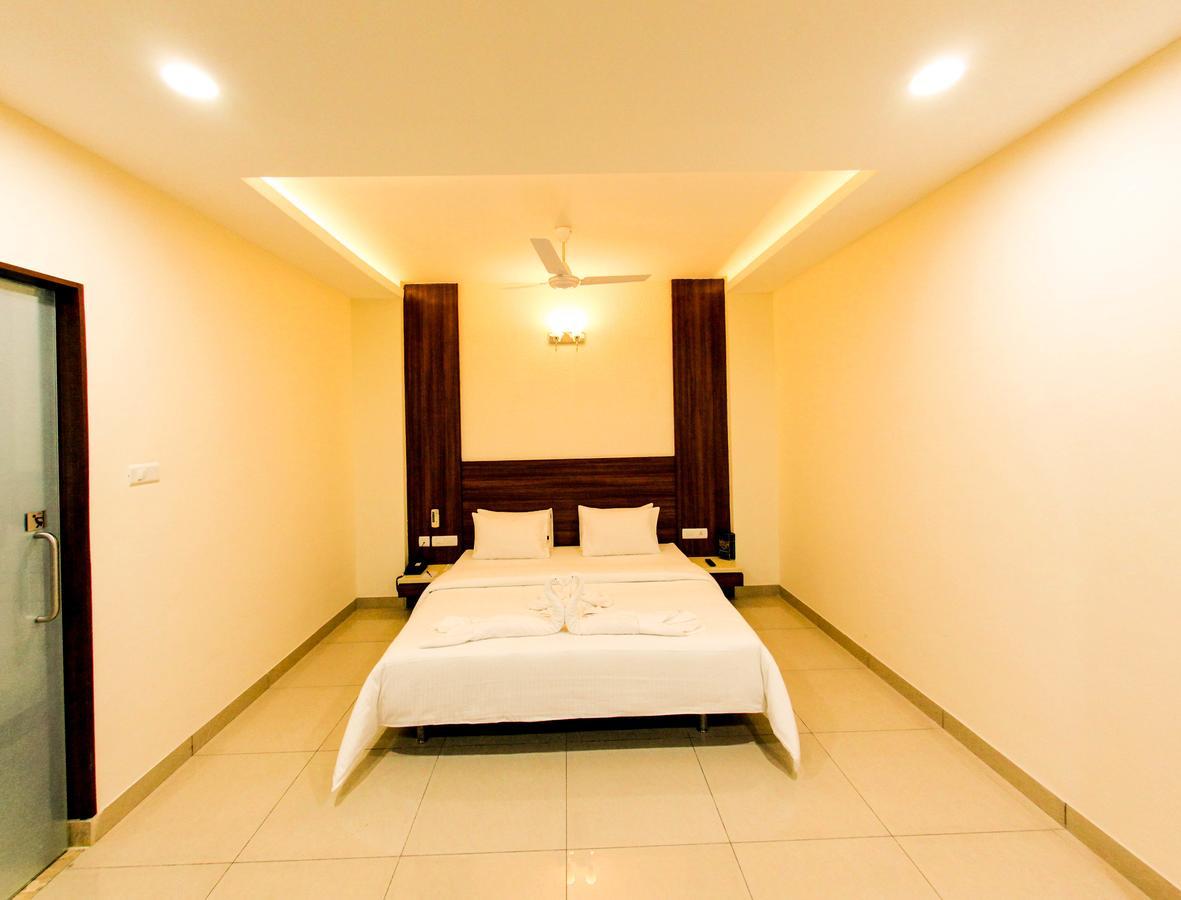 Отель Rathna Residency Салем Экстерьер фото