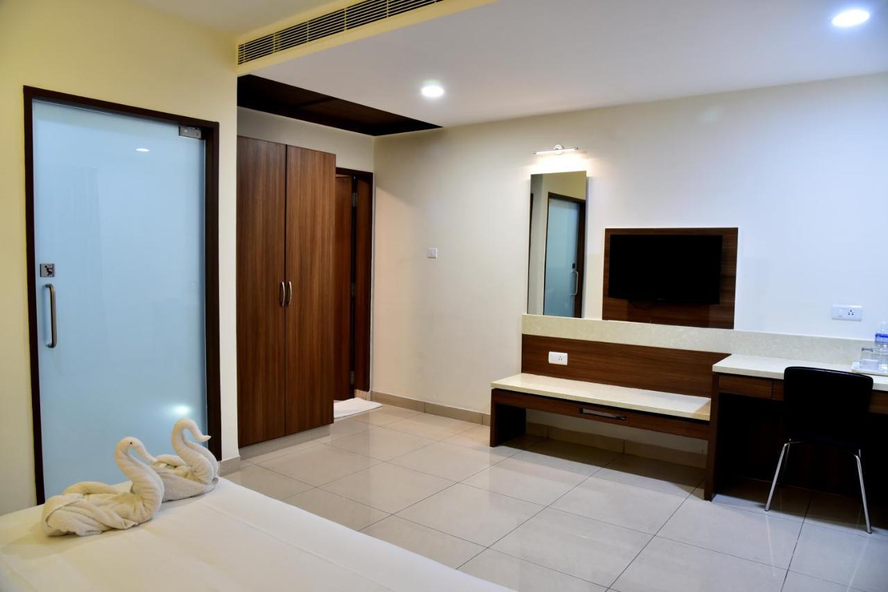 Отель Rathna Residency Салем Экстерьер фото